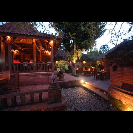 Ubud cafe